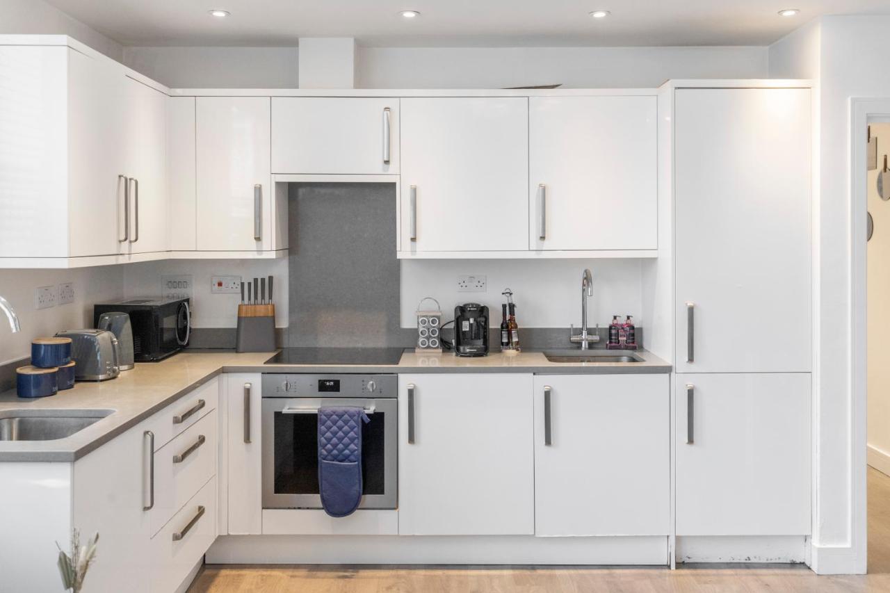 Modern Flat In Central Golders Green Londen Buitenkant foto