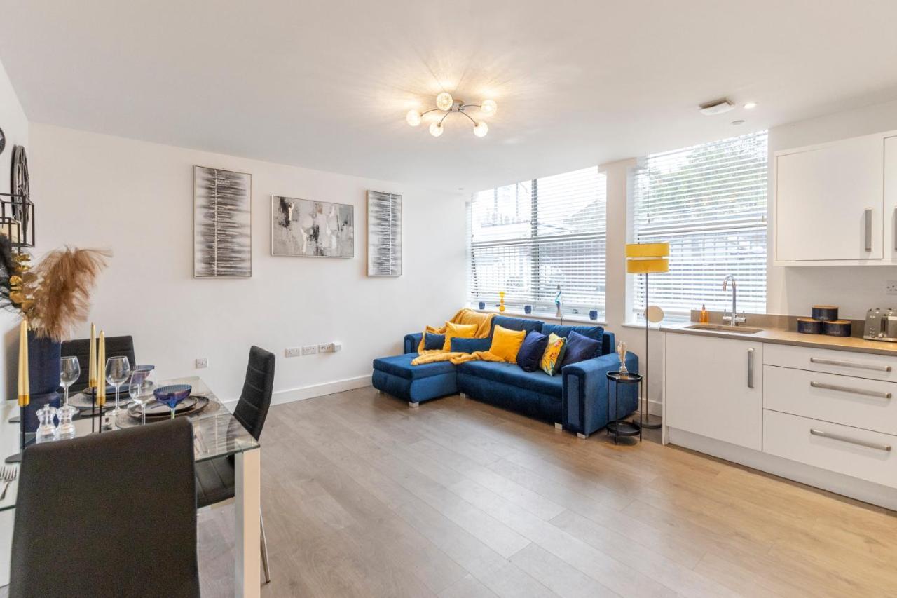 Modern Flat In Central Golders Green Londen Buitenkant foto