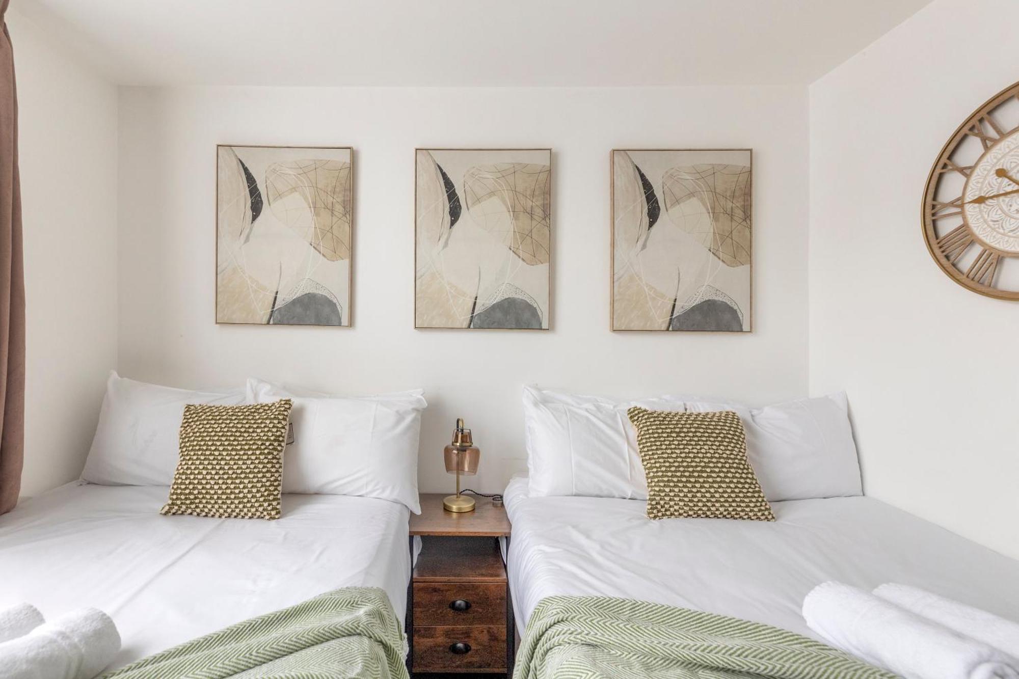 Modern Flat In Central Golders Green Londen Buitenkant foto